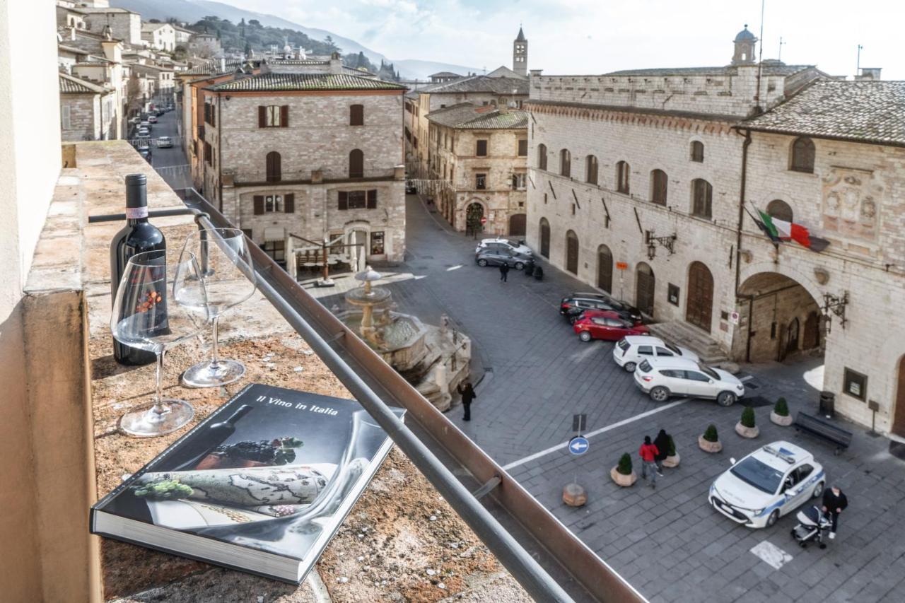 Palazzo Bozzoni Assisi Boutique Apartments Eksteriør billede